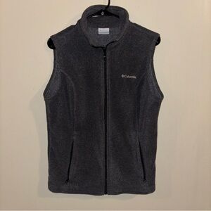 NWOT Columbia Women’s Gray Full Zip Fleece Vest Size L
